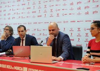 El Real Murcia evita la liquidación del club tras negociar con 171 acreedores