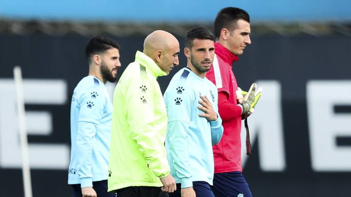 Abelardo dirige su primer entrenamiento con el Espanyol