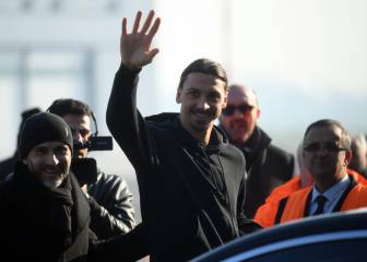 Ibrahimovic touches down in Milan