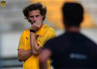 Empieza la era Diego Forlán como nuevo técnico de Peñarol