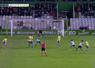 Benito Ramírez vierte una jarra helada a El Sardinero en el 91'