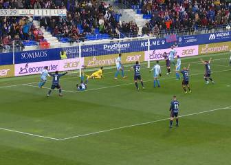 El Huesca remonta en el Alcoraz