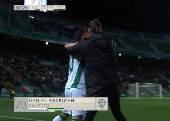 Un Elche superior se impone a un Málaga sin fuelle