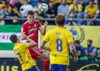 Tablas en duelo directo en el Carranza
