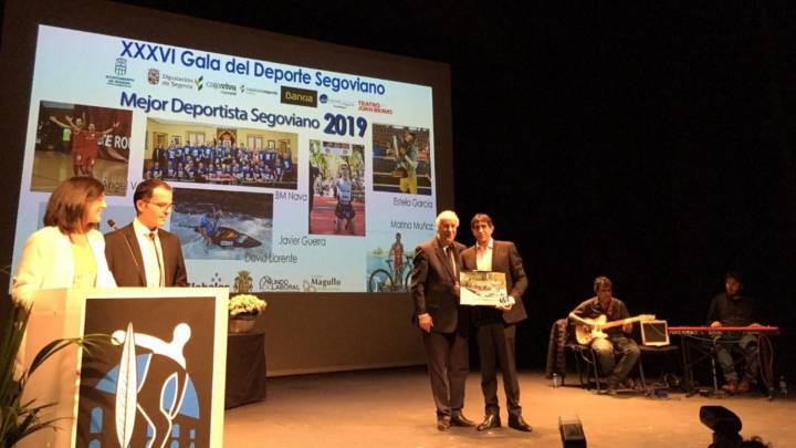 Vicente del Bosque recoge un premio en Segovia