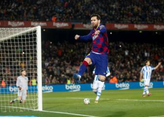 El VAR y Messi salvan al Barça