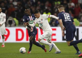 La final de la Copa de la Liga entre PSG y Lyon, a un paso de suspenderse