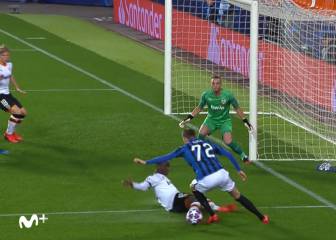 Imaginen cómo fue que Diakhaby acabó llorando: los dos penaltis de benjamín que condenaron al Valencia