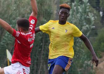 M'Baye, por quien el Watford denunció al Cádiz, se rompe