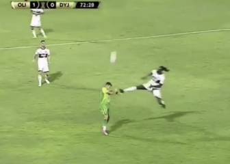 Adebayor sent off for kung-fu kick in Copa Libertadores