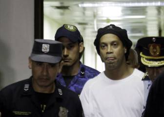Desvelan el loco premio que puede ganar Ronaldinho jugando al fútbol en la cárcel