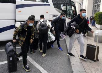 El Wuhan regresa a China huyendo del coronavirus y con mascarillas