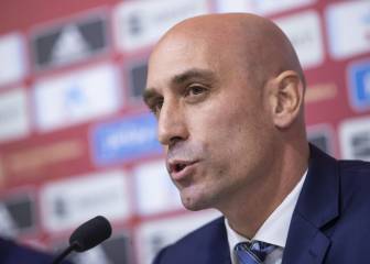 Barcelona will not be handed title if LaLiga not completed - Spanish FA president