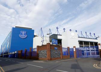 La Premier quiere jugar sus 92 partidos en campos neutrales