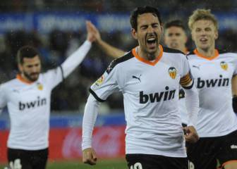 La plantilla felicita al Valencia por su 101 cumpleaños