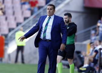 José Ramón Sandoval agita el once del Fuenlabrada