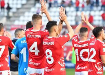 El Real Murcia mira al futuro con la base actual