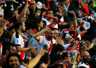 La afición rayista, un ejemplo de solidaridad que viene de lejos