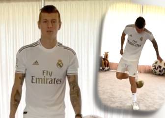 Otro reto más de Kroos y ahora, vestido del Madrid: filigrana y 5 toques ¿eres capaz de hacerlo?