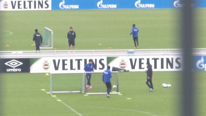 Todos volvern as: el entreno del Schalke guardadon al distancia de seguridad