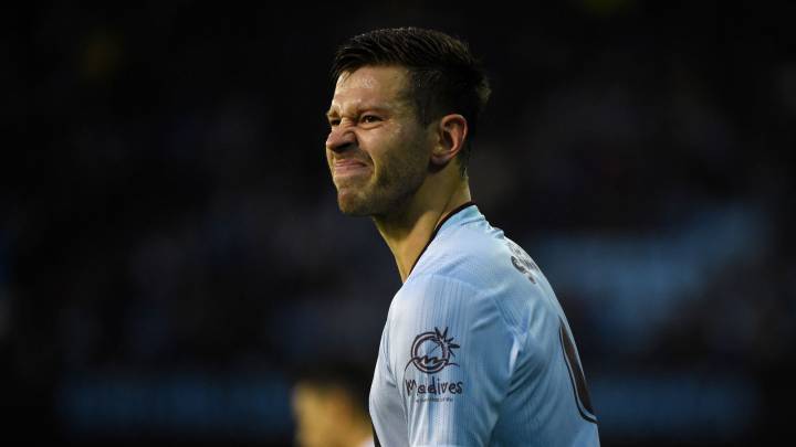 Smolov vuela a Rusia sin permiso del Celta y en un avin privado