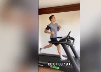 Reguilón acepta el reto de Arbeloa y le contesta con este vídeo en la cinta