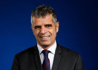 Uno de los seis dimisionarios se desmarca de Emili Rousaud