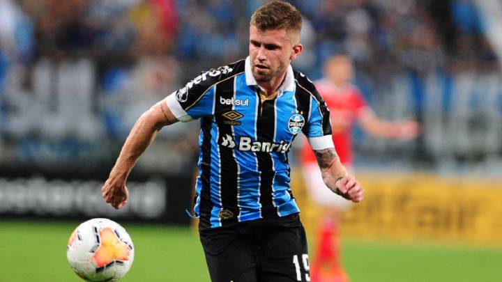 Caio Henrique espera al Atleti con el pasaporte... y ofertas