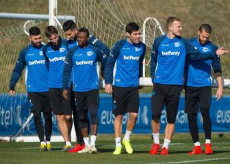 Los jugadores del Alavés y otros estamentos del club reúnen casi 4.000€ para la sanidad alavesa