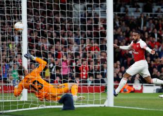 Lacazette toma ventaja