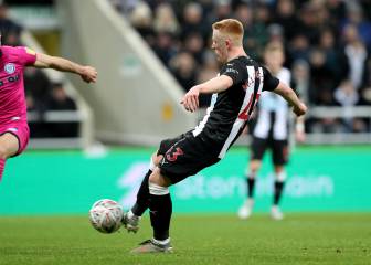 El increíble gesto de Longstaff, el 'peor' pagado de la Premier