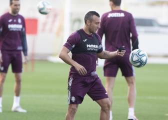 El Villarreal acuerda una rebaja salarial con su plantilla y evita
un ERTE a sus trabajadores