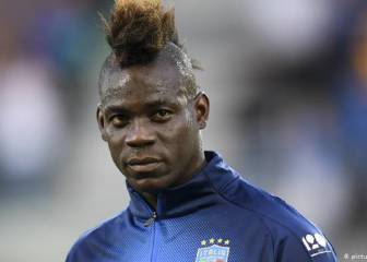 Balotelli 'pasa' de Cristiano y mete a Cassano en su mejor 11