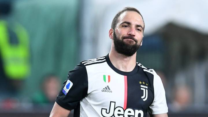 Las dudas de Higuaín: quisiera quedarse en Argentina
