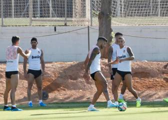 El Valencia cumple hoy 'un verano' sin entrenar en Paterna