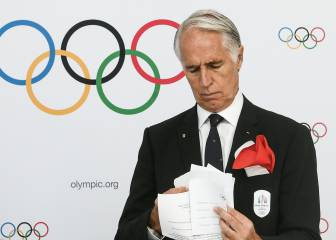 Malagó (CONI) critica la obstinación del fútbol a querer seguir