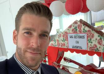 Adrián monta caseta de Feria: 'Los desterraos de Liverpool'