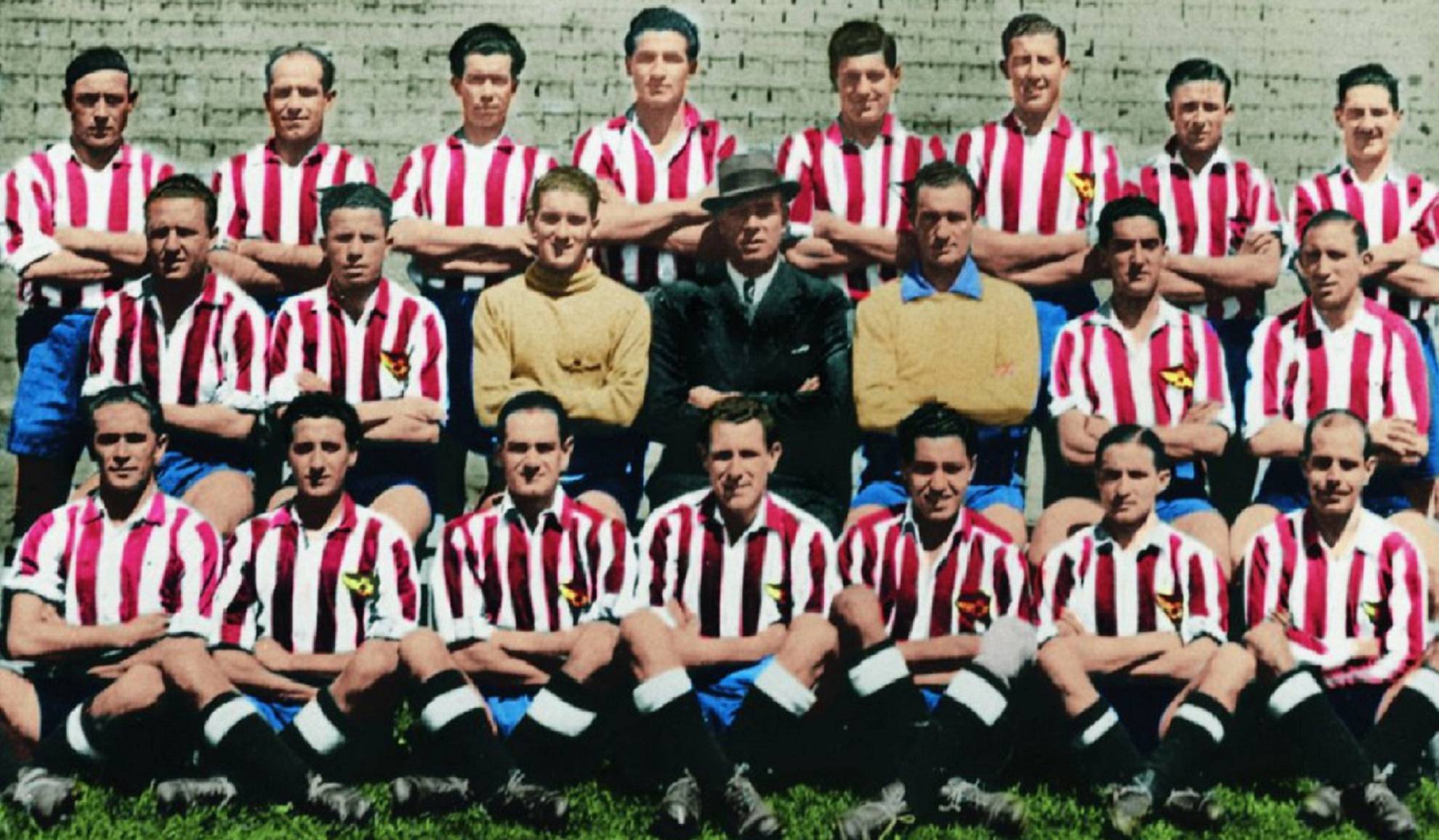 La plantilla del Atlético Aviación, campeones de Liga en 1940 y, además, en 1941