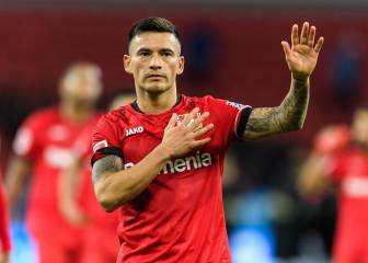 El chileno Aránguiz renueva con el Leverkusen hasta 2023