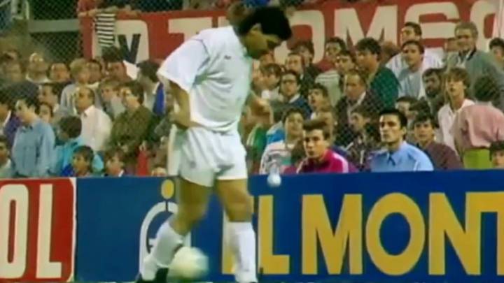 El Sevilla disfrutó una temporada, la 92-93, de Diego Armando Maradona. Un año con Simeone y Suker, con Monchi y con Carlos Salvador BIlardo como técnico.