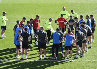 30 jugadores del Málaga pasarán este miércoles los test médicos en La Rosaleda