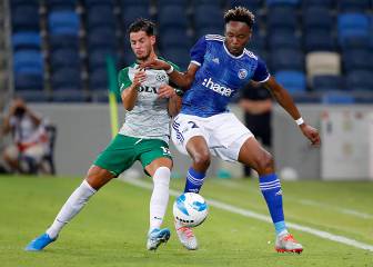 Varios clubes españoles, atentos a Mohamed Simakan