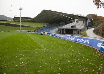Los jugadores de la Real pasan con normalidad los test