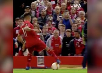 Lo que le hizo Firmino a Soldado es absolutamente uno de los mejores regates del siglo