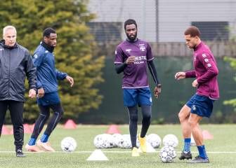 Futbolistas de la Eredivisie aceptan reducciones salariales de hasta un 20%