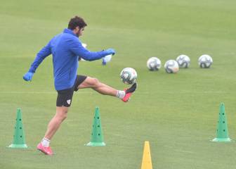 Lezama se llena de mascarillas y guantes en la vuelta al trabajo