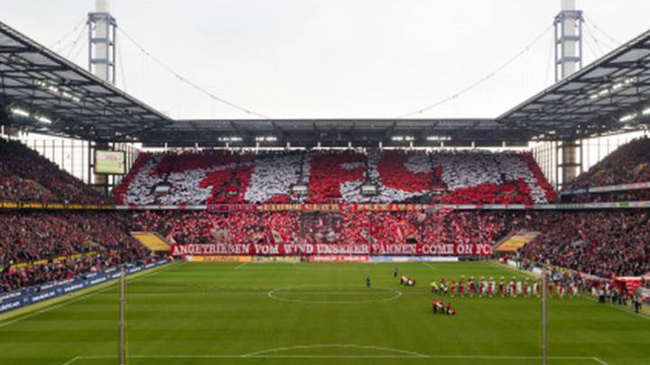 Colonia exhibe pancartas contra la reanudación de la Bundesliga