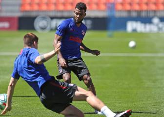 El Arsenal vería con buenos ojos un trueque Lacazette-Lemar