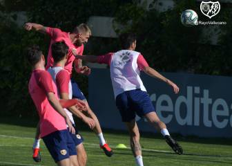La plantilla del Rayo vuelve a entrenar tras salir del ERTE