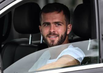 Pjanic sends cryptic message amid Barça rumours